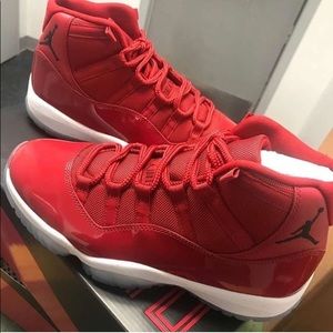 Red 11s